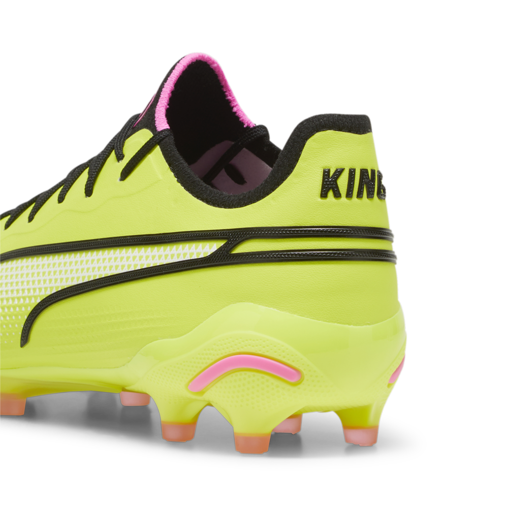 PUMA King Ultimate FG/AG Firm Ground Soccer Cleats