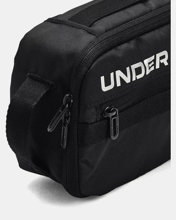 Under Armour Contain Travel Kit Black