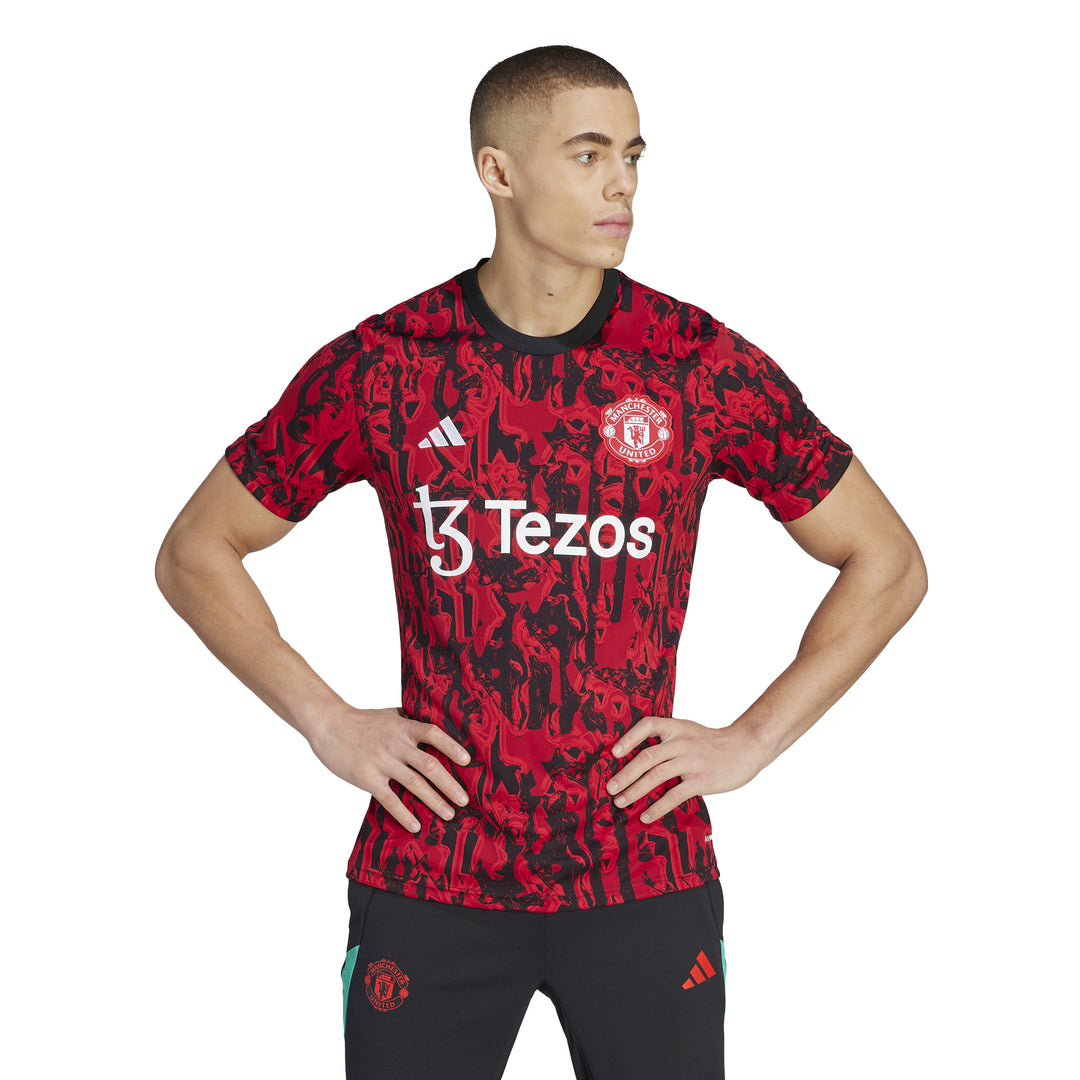 Camiseta adidas Manchester United 23/24 prepartido 