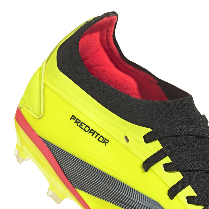 Botas de fútbol para terreno firme adidas Predator PRO FG