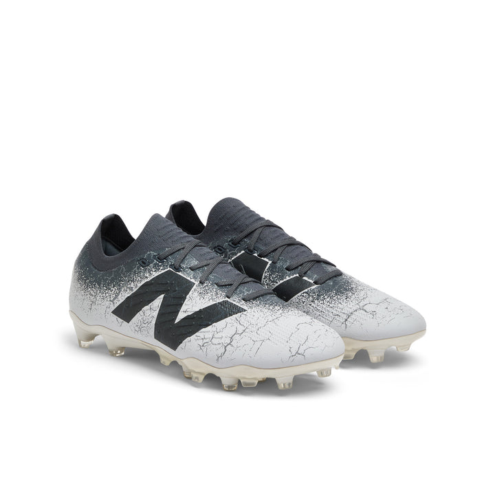 Zapatillas New Balance Tekela Pro Low Laced FG V4+ para terreno firme