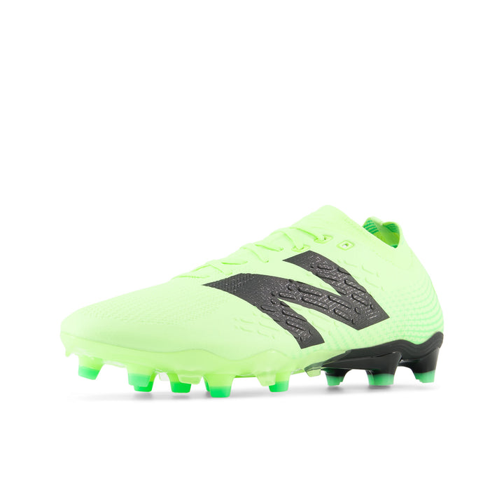 New Balance Tekela Pro Low Laced FG V4+ Terreno Firme