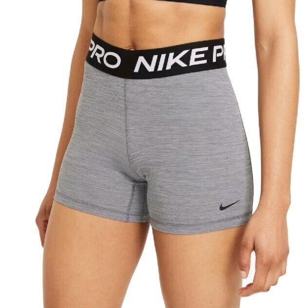 Pantalones cortos Nike Pro de 3" para mujer
