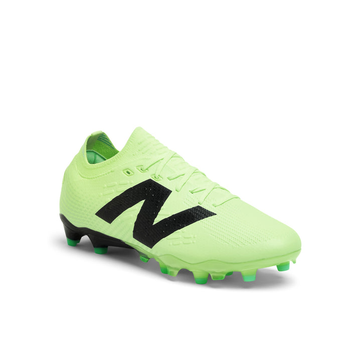 New Balance Tekela Pro Low Laced FG V4+ Terreno Firme